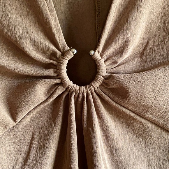 H&M V-Neck Dress - Picture 4 of 7